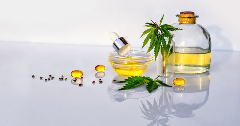 CBD Oil and Chronic Pain: Toronto’s Holistic Approach