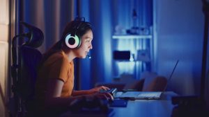 Ultimate Gambling Mobile Experience Glory Casino APK